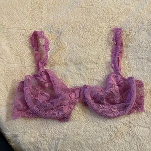 La Perla Delicate Lace Bra in Lavender